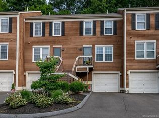 116 Foxbridge Village Rd #116, Branford, CT 06405