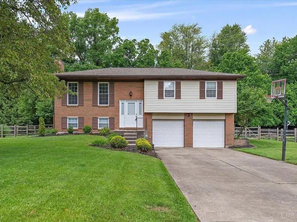 5935 Woodspoint Dr, Milford, OH 45150