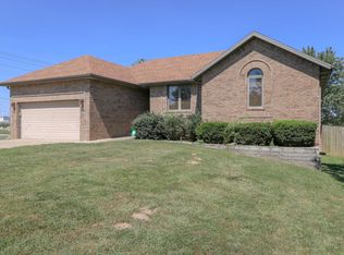 3967 W Lark St, Springfield, MO 65810