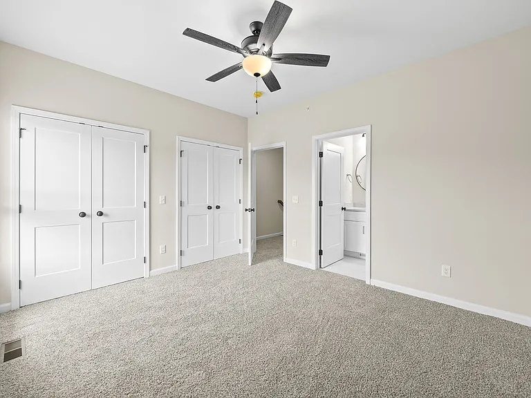 962 Horizon Ct — Photo 13