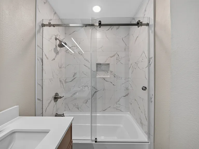 BRAND NEW PRIMARY BATHROOM
