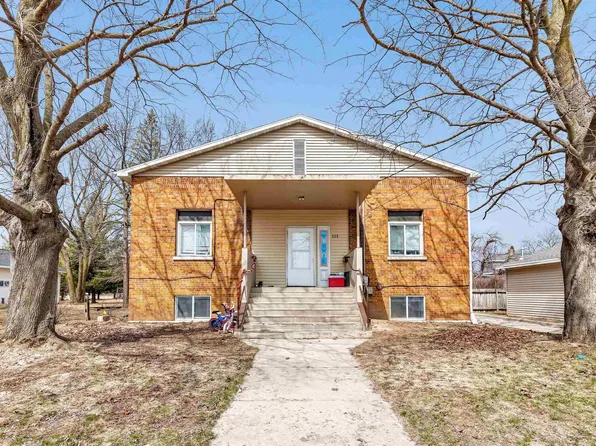 323 Morrow St, Seymour, WI 54165