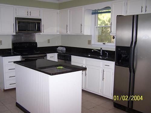 3rd image of 8902 Woodburn Ct