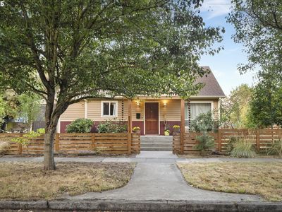 10112 N Oregonian Ave, Portland, OR, 97203