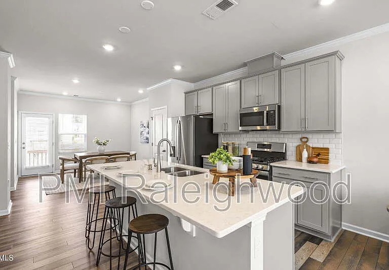 1838 Woodall Crest Dr — Photo 9