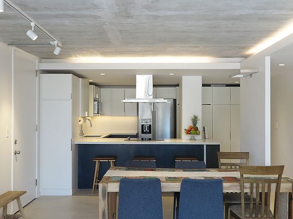 5th image of 222 Liliuokalani Ave APT 504