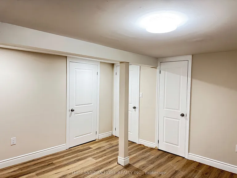 26 Dunblaine Cres — Photo 14