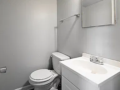 2 bed, 1.5 bath, 950 sqft, $1,200 — Photo 4