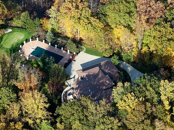 2nd image of 9225 Province Ln