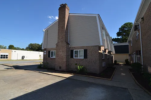 4661 S Cape Henry Ave #B Photo 1