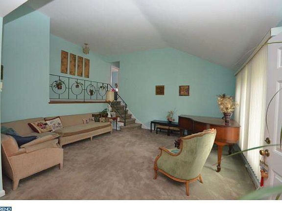 4th image of 1432 Windsor Park Ln