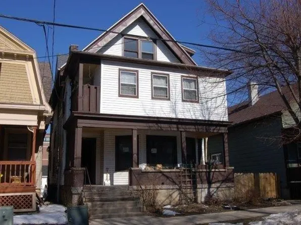 11 North Franklin Street