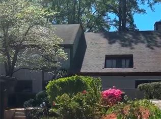 26 Willowick Dr, Lithonia, GA 30038