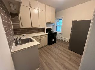 735 20th Ave #3, East Moline, IL 61244