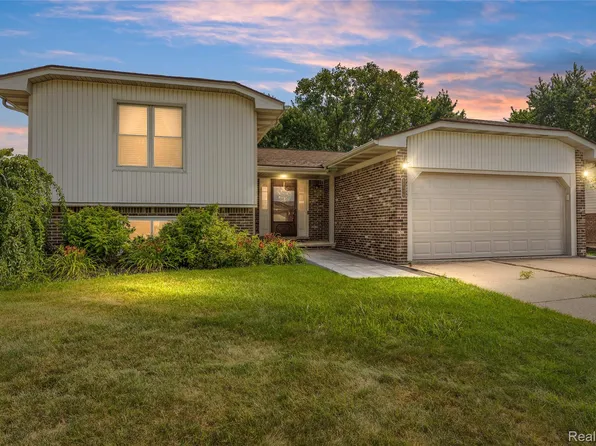 44080 Harsdale Dr, Canton, MI 48187