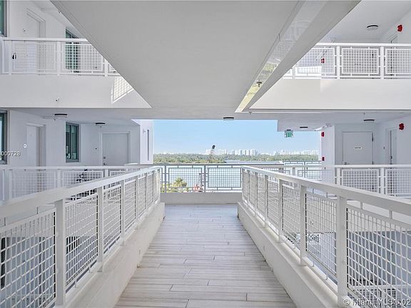 5th image of 1133 102nd St Unit 606