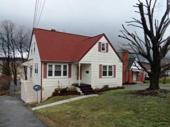 870 Shenandoah Ave, Bluefield, WV 24701