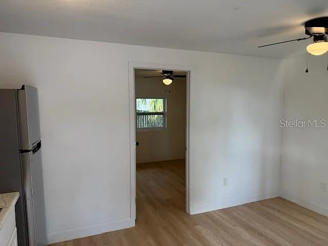 Building Photo - 4605 N Hubert Ave #20