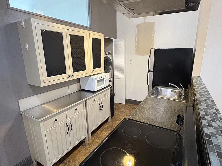 1914 Fairmount Ave #2-1 — Photo 2