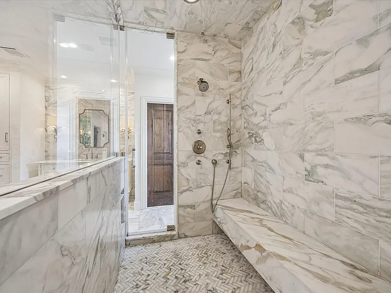 2368 Timber Ln — Photo 25