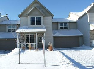 942 Conner St, Chaska, MN 55318