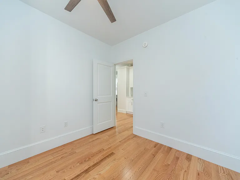 175 Hemenway St #20A — Photo 14