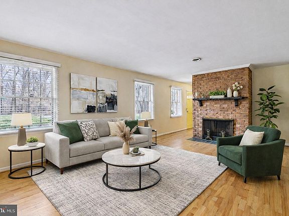 2nd image of 11430 Harton St