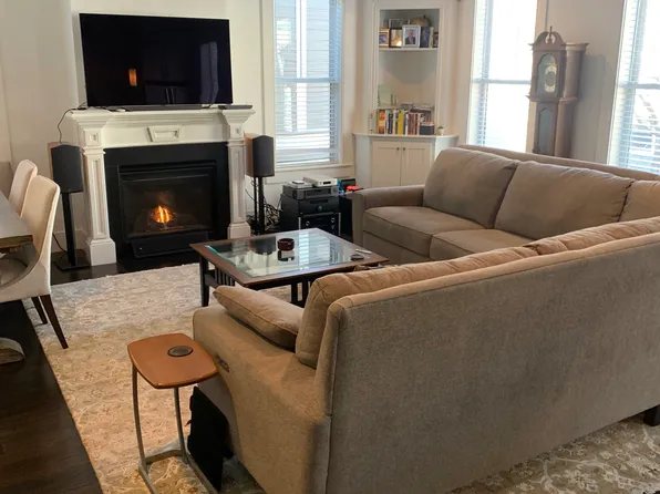 525 E 7th St Unit 3, South Boston, MA 02127