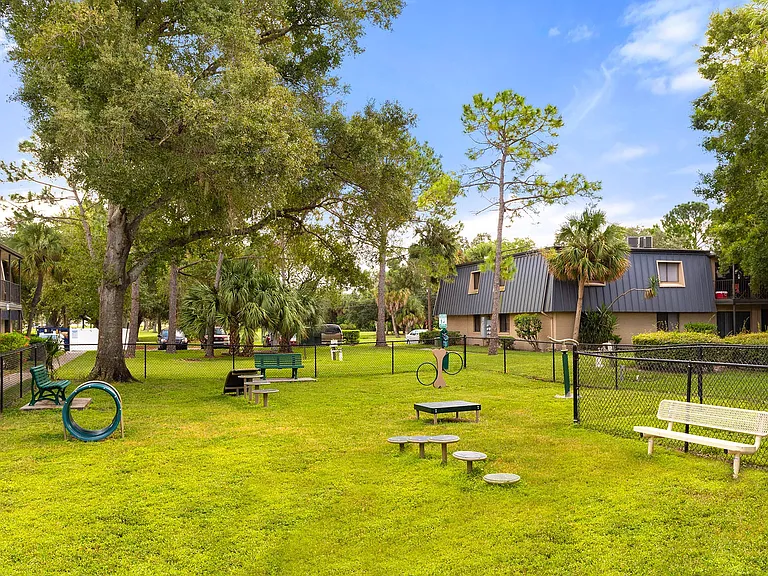 Waterview at Rocky Point Apartments — Photo 18