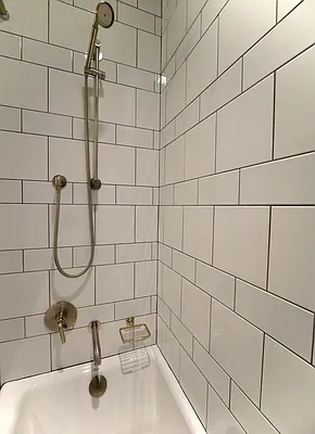 Rented by Extell Marketing Group LLC | media 20