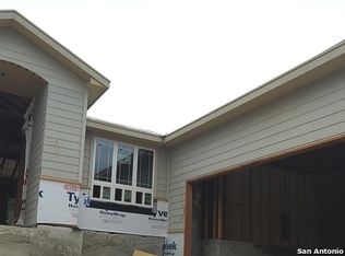 1131 Flagstone Dr, Fischer, TX 78623