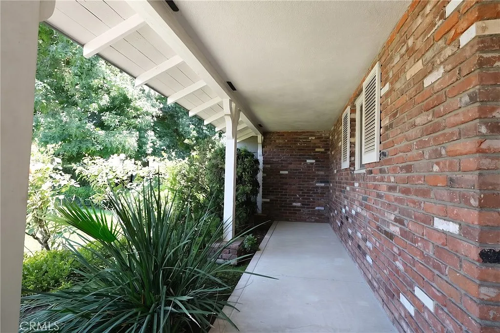 4 bed, 2901 sqft, $6,500 — Photo 3