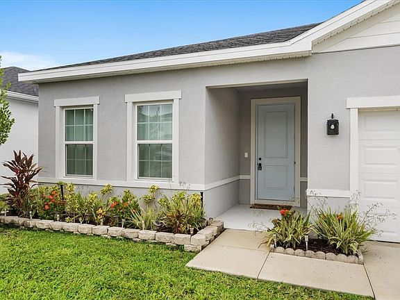 4th image of 12423 SW FORLI WAY