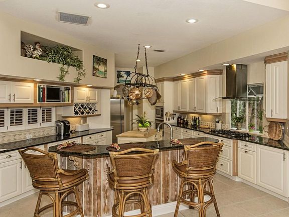 008_Kitchen