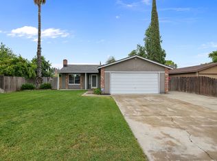 1619 S Nancy Ct, Visalia, CA 93277