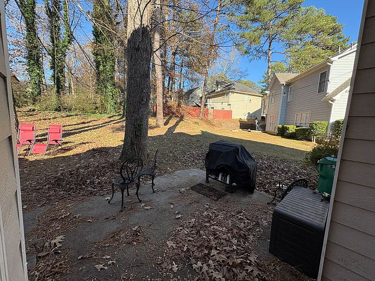 553 Mountain Oaks Pkwy — Photo 4