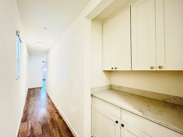 2504 Pacific Ave — Photo 23