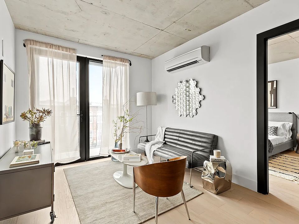 1st image of 458 E 25th St Penthouse 4