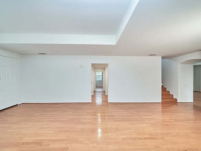 7455 Chanteclair Ct — Photo 11