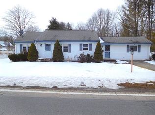 39 Oakland St, Medway, MA 02053