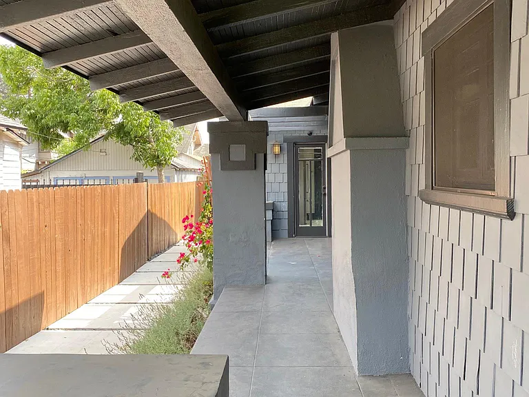 1548 W 48th St — Photo 5