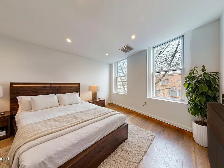 253 3rd St #2D — Photo 7
