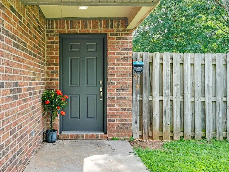 1808 N Pointer Ln #MAIN — Photo 3