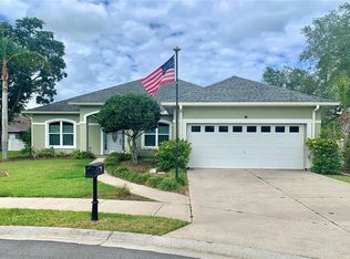 421 Osprey Landing Dr, Lakeland, FL 33813