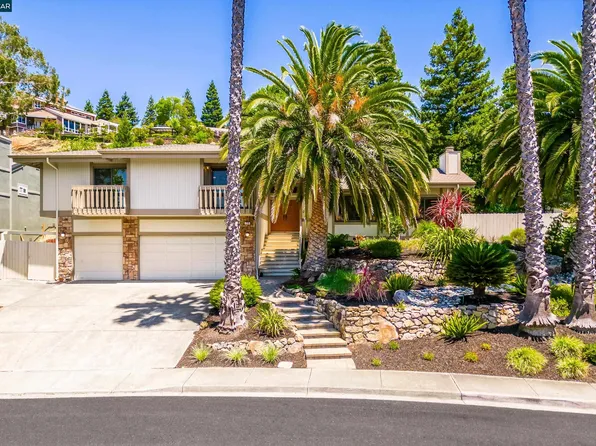 220 Devonshire Ct, Pleasant Hill, CA 94523