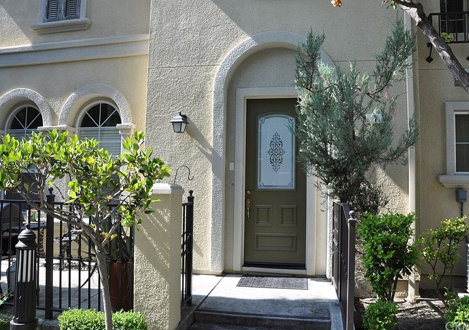 1st image of 3435 Vittoria Pl Unit 1