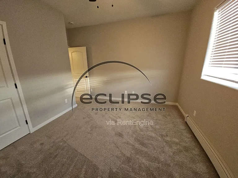519 Washington Ave #519 — Photo 8
