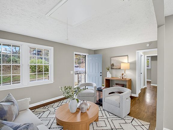 5th image of 2509 Old Matthews Rd