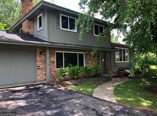 10633 James Cir, Bloomington, MN 55431