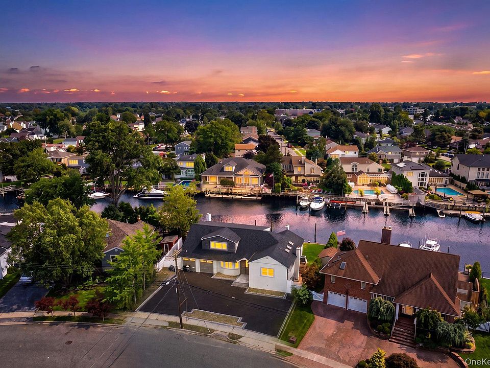 1st image of 2819 Bay Drive
